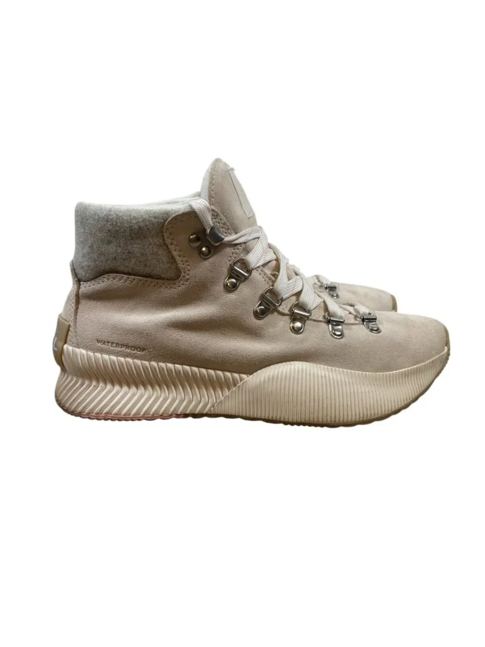 Sorel Out N About III Low Suede Waterproof Boots Cozy Winter Sneakers Womens